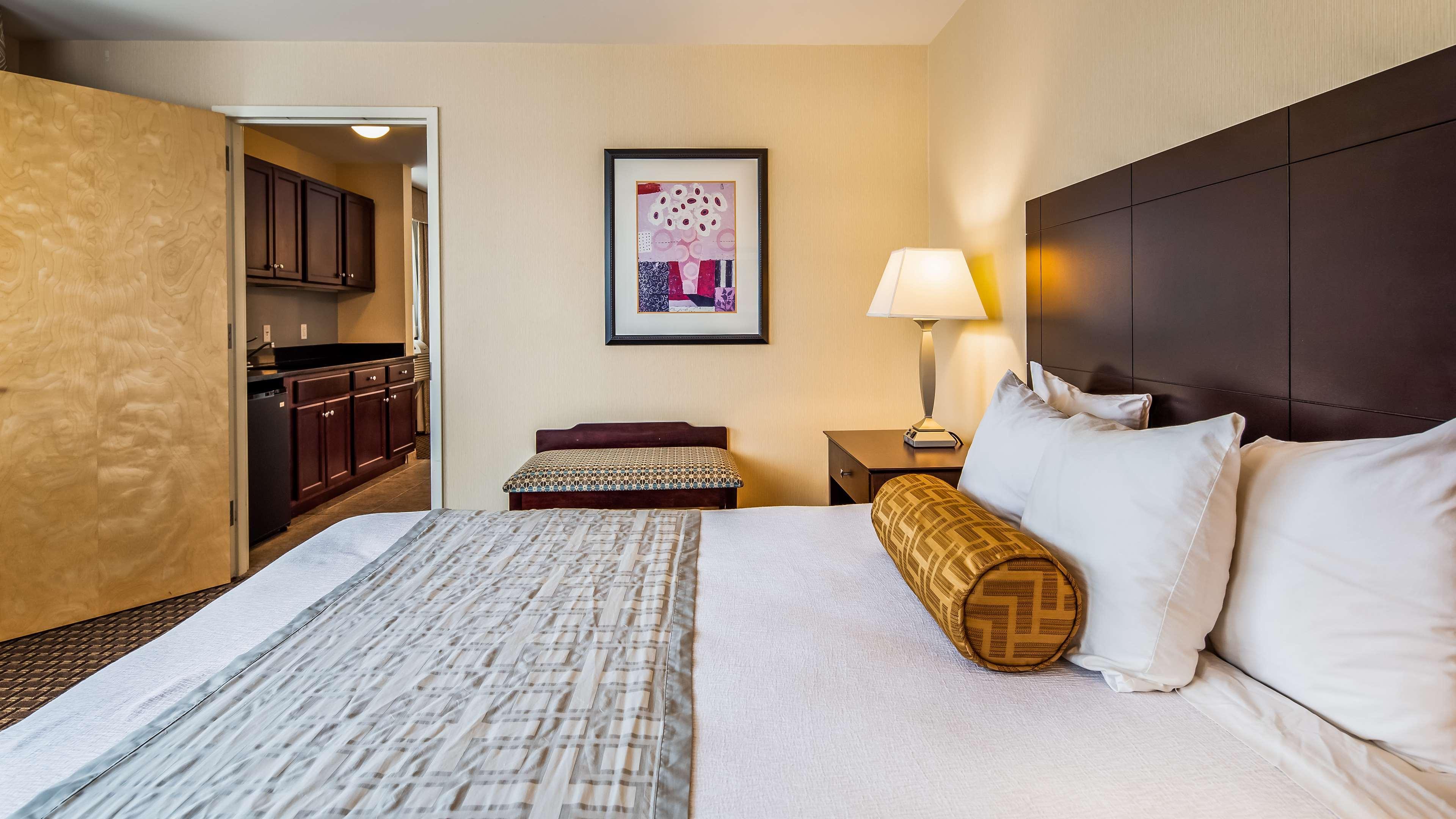 Best Western Plus Philadelphia Airport South - At Widener University Chester Extérieur photo