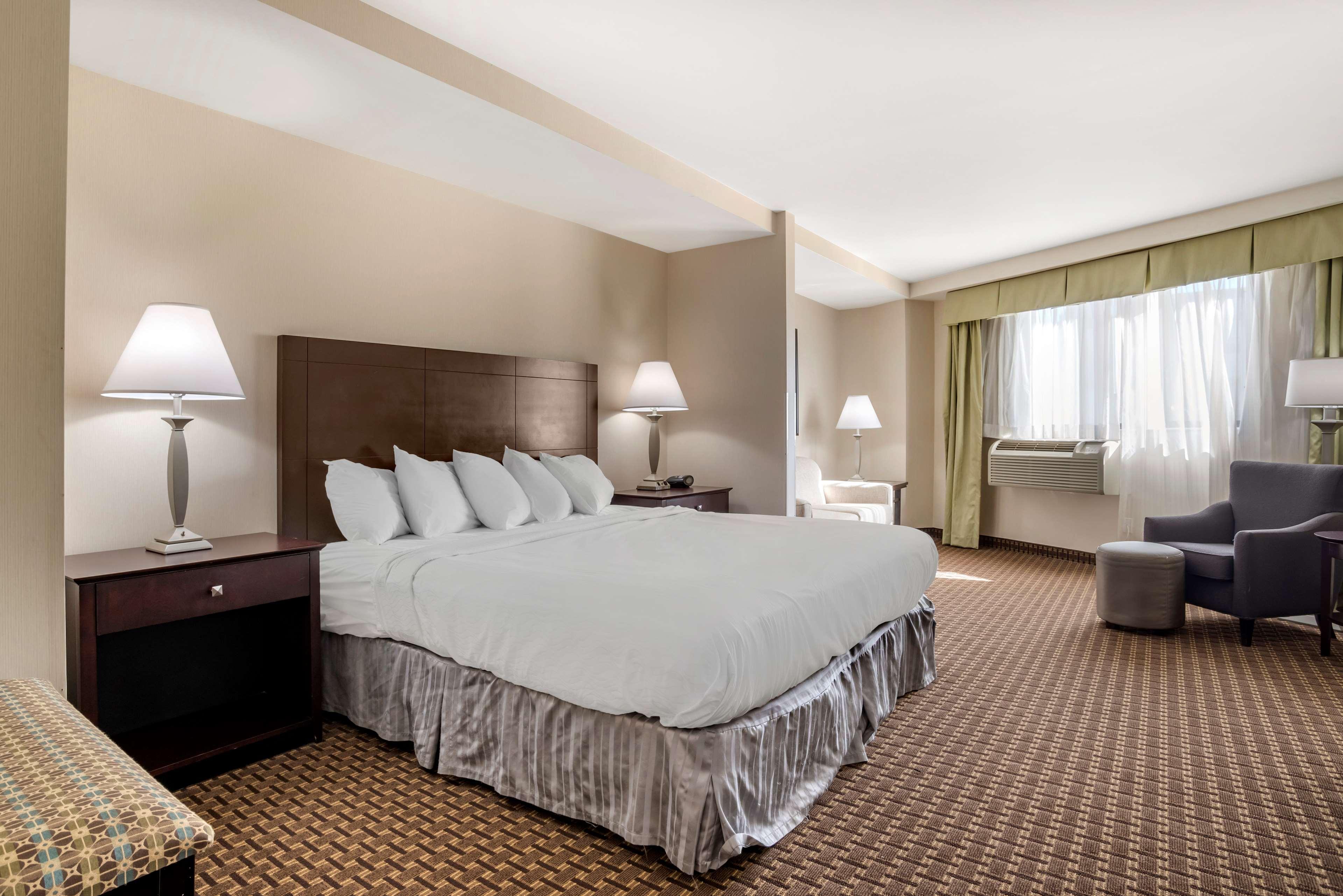 Best Western Plus Philadelphia Airport South - At Widener University Chester Extérieur photo