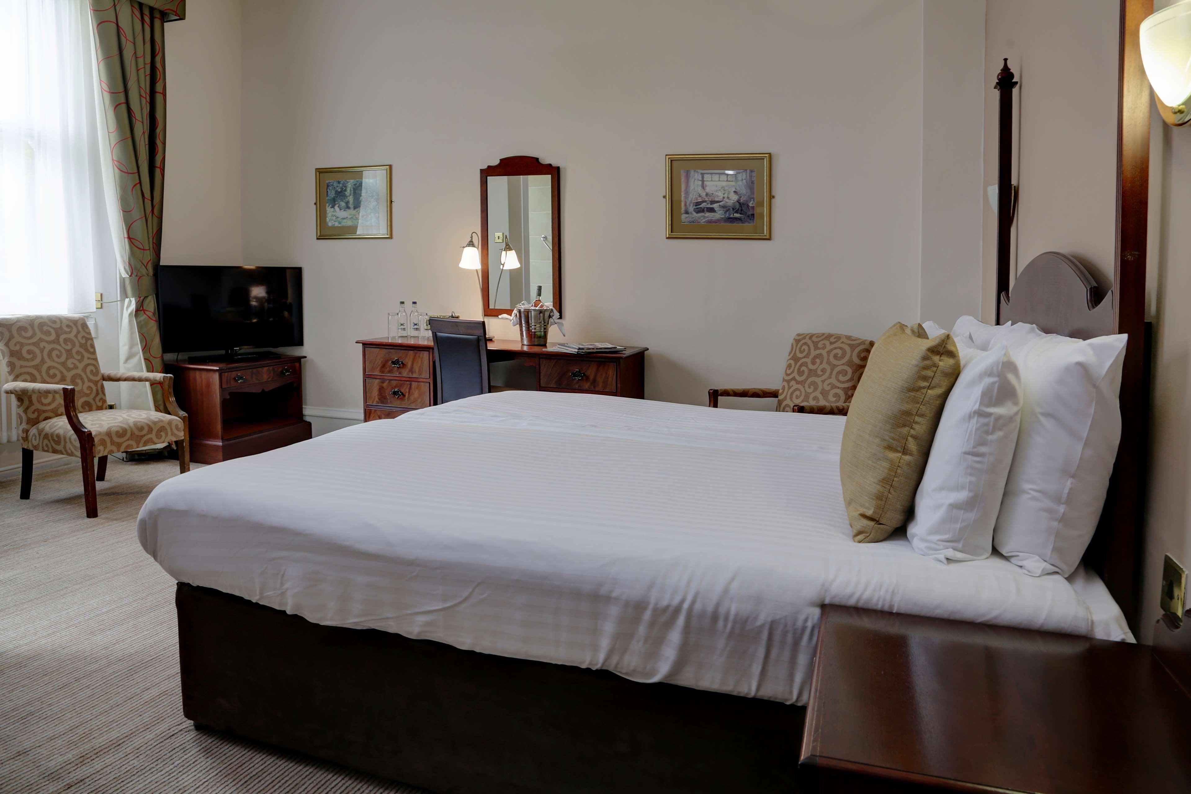 Best Western Plus Philadelphia Airport South - At Widener University Chester Extérieur photo